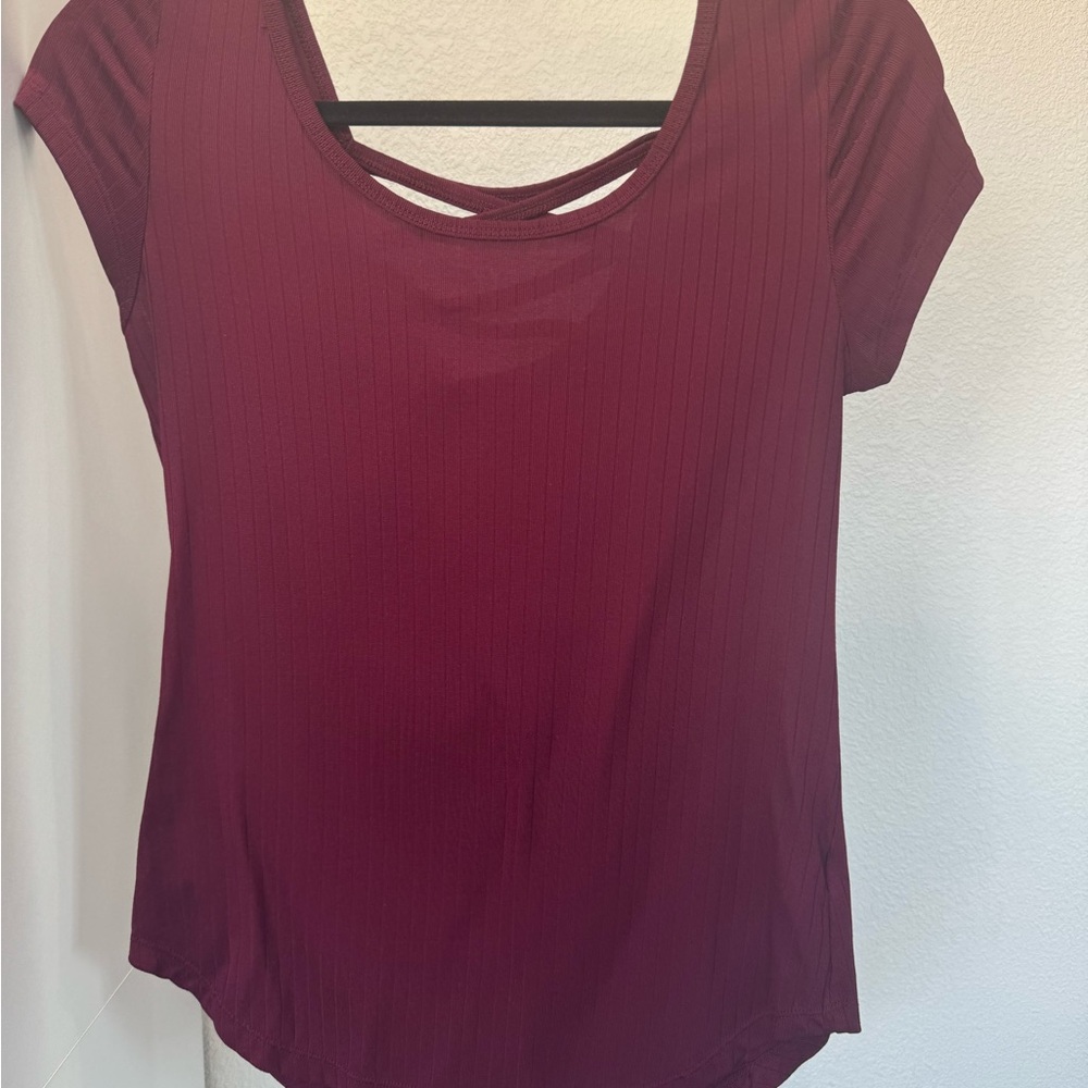 Women's Burgundy Top